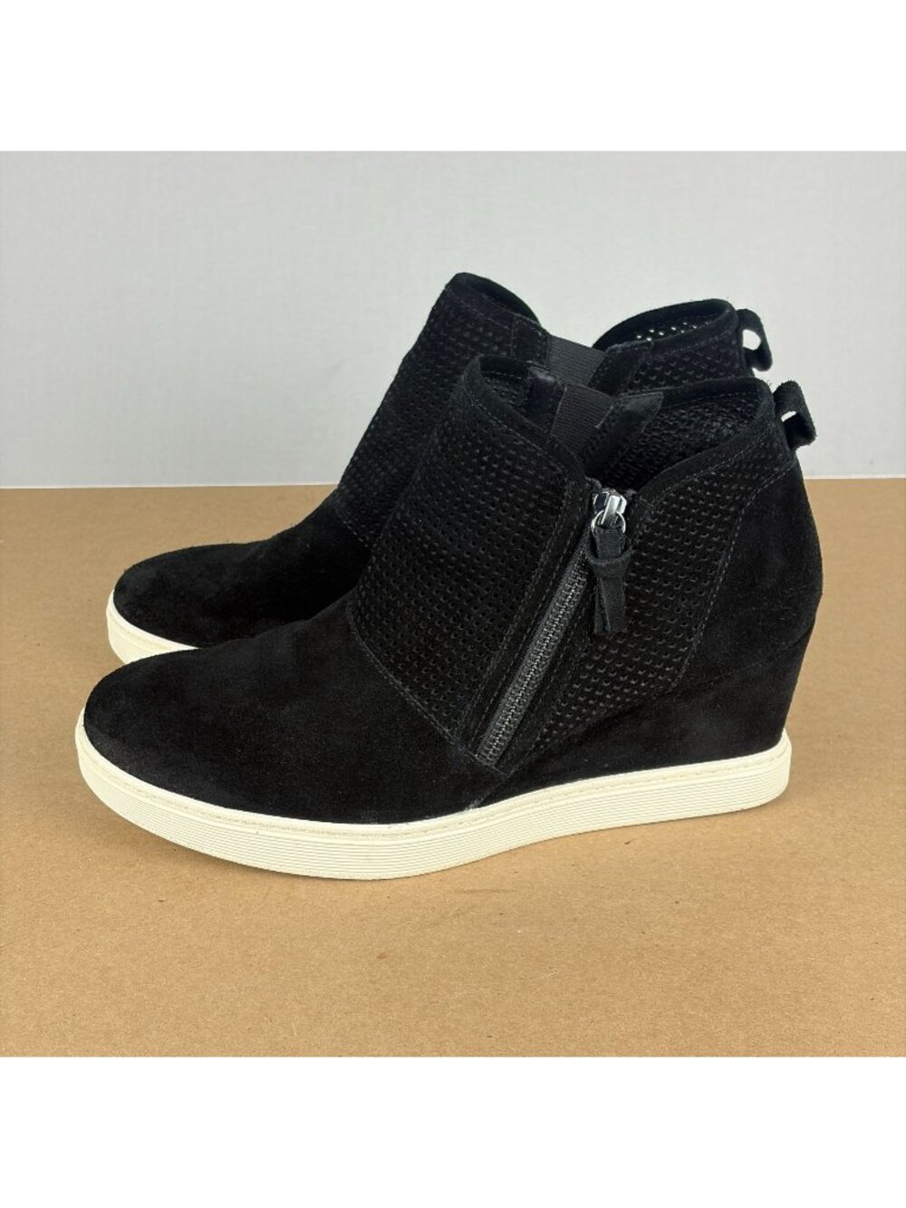 Sofft Bellview Suede Wedge Shoes Womens 11 Black Side Zip Perforated Casual
